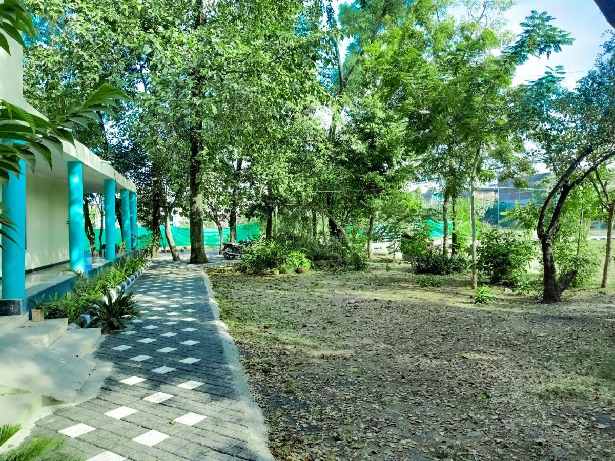 Hotel Green Park จาบัลปูร์ ภายนอก รูปภาพ